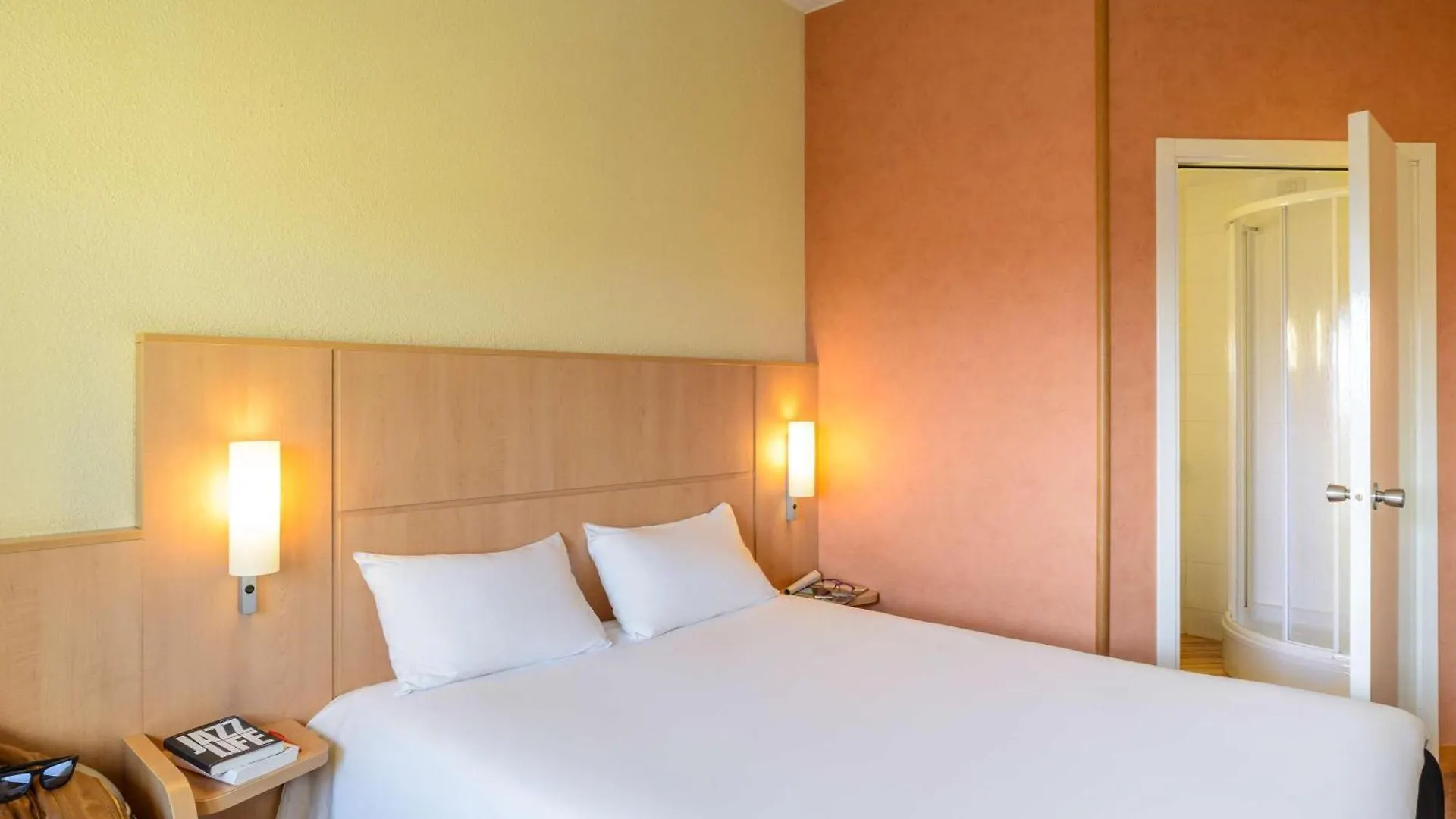 Hotel Ibis Milano Malpensa Cardano Al Campo 3*,  Italien